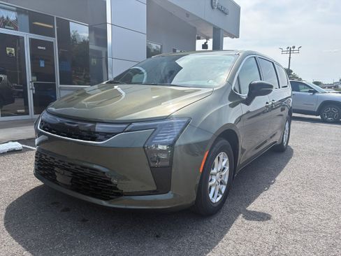 New 2027 Chrysler Pacifica Select FWD image 3