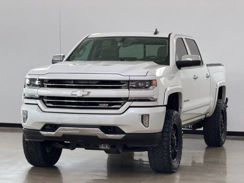 Used 2017 Chevrolet Silverado 1500 LTZ Z71 w/ LTZ Plus Package AWD/4WD image 3