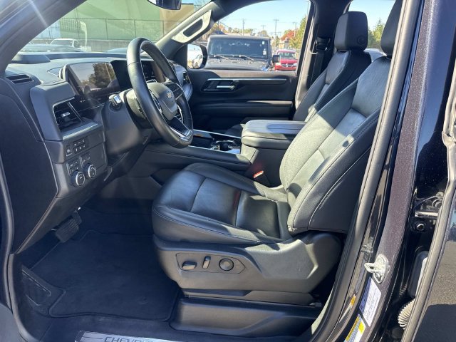 Used 2025 Chevrolet Tahoe LT AWD/4WD image 19