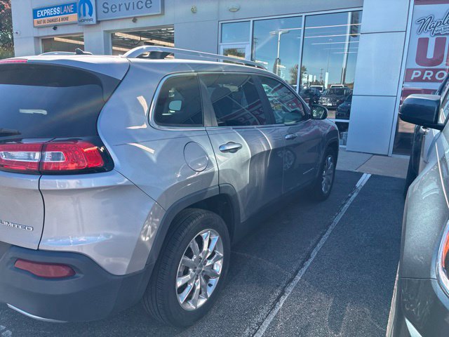 Used 2014 Jeep Cherokee Limited w/ Luxury Group FWD image 8
