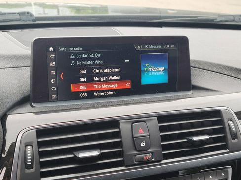 Used 2018 BMW 330i xDrive Sedan AWD/4WD image 25