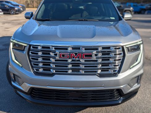 Used 2024 GMC Acadia Denali w/ Super Cruise Package image 12