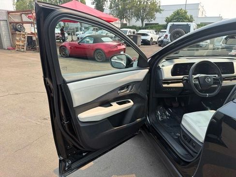 Used 2023 Nissan Ariya FWD image 9
