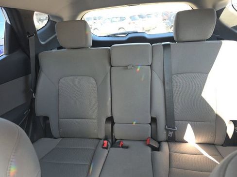 Used 2018 Hyundai Santa Fe Sport image 6