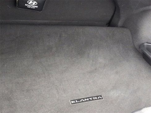 Used 2024 Hyundai Elantra SEL image 28