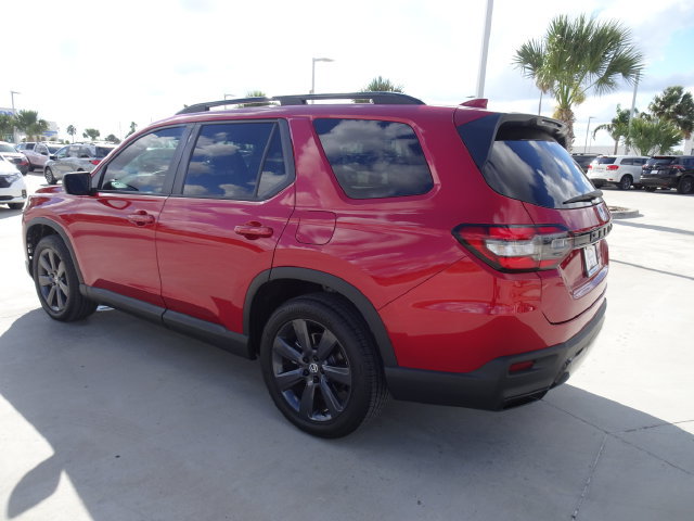 New 2026 Honda Pilot Sport image 6