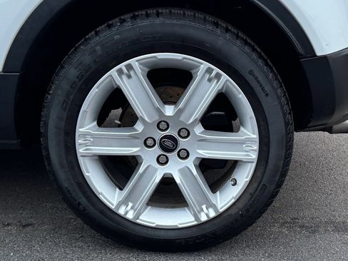 Used 2013 Land Rover Range Rover Evoque Pure Premium image 8