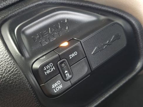 Used 2024 RAM 2500 Laramie AWD/4WD image 17