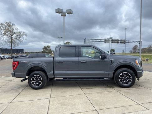 Used 2021 Ford F150 XLT w/ Equipment Group 302A High image 12