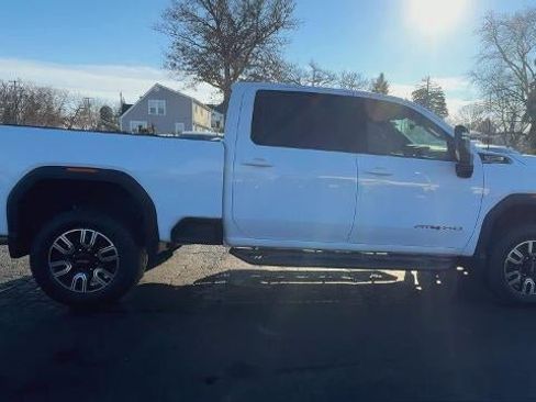 Certified 2022 GMC Sierra 3500 AT4 w/ AT4 Preferred Package image 9