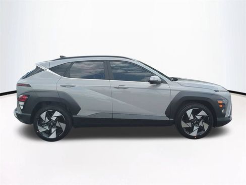 New 2026 Hyundai Kona Limited FWD image 4