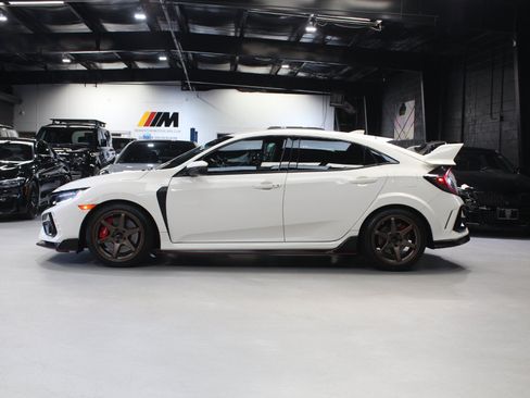 Used 2020 Honda Civic Type R image 3