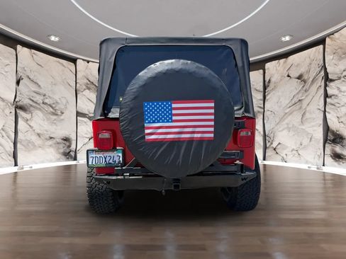 Used 2005 Jeep Wrangler Unlimited Rubicon AWD/4WD image 7