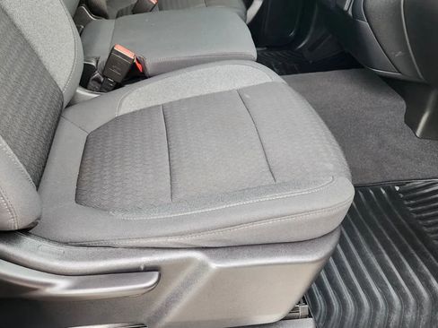 Used 2022 Chevrolet Silverado 1500 LT w/ Convenience Package II image 27