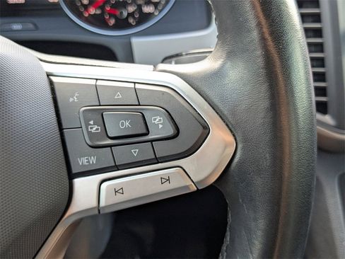 Used 2020 Volkswagen Atlas Cross Sport SE w/ Towing Package image 22