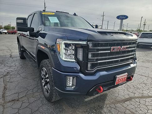 Used 2022 GMC Sierra 2500 AT4 w/ AT4 Preferred Package AWD/4WD image 6