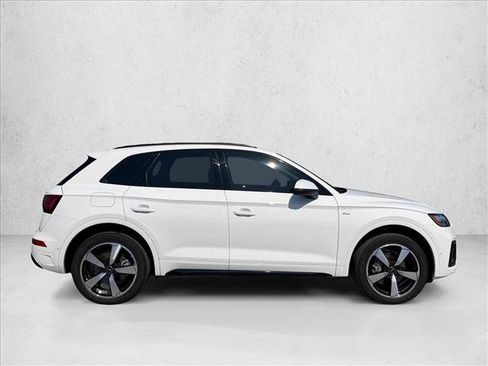 Used 2023 Audi Q5 2.0T Prestige w/ Prestige Package AWD/4WD image 4