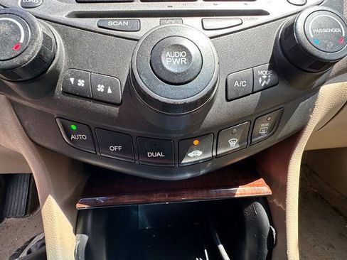 Used 2006 Honda Accord EX image 39