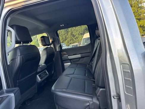 Used 2024 Ford F250 Lariat w/ Chrome Package AWD/4WD image 10