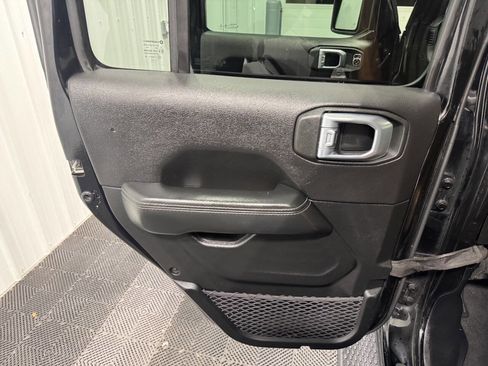 Used 2021 Jeep Wrangler Unlimited Sahara w/ Cold Weather Group image 12