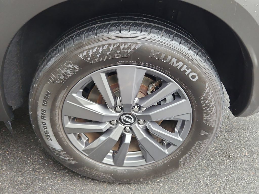 Used 2024 Nissan Pathfinder SV FWD image 32