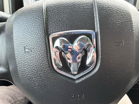 Used 2012 RAM 1500 Classic SLT AWD/4WD image 19