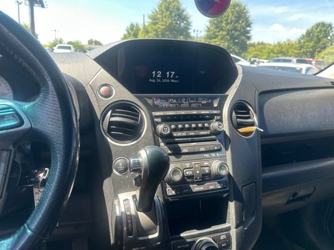 Used 2014 Honda Pilot Touring image 12