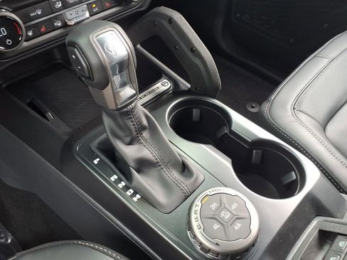 New 2026 Ford Bronco Outer Banks AWD/4WD image 24