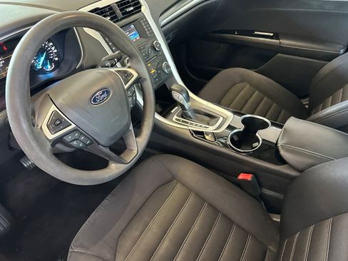 Used 2014 Ford Fusion SE FWD image 11