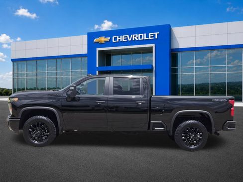 Certified 2025 Chevrolet Silverado 2500 Custom w/ Custom Value Package AWD/4WD image 3