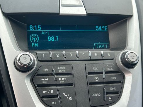 Used 2015 Chevrolet Equinox LS image 15