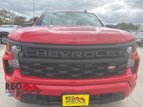 New 2026 Chevrolet Silverado 1500 Custom image 2