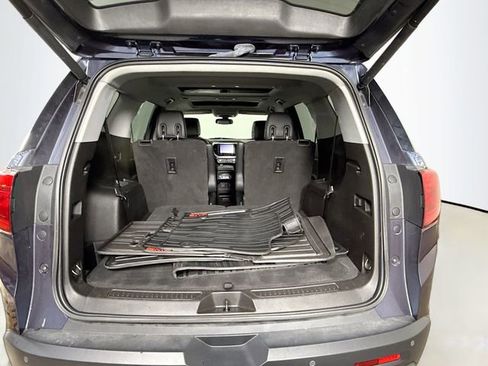 Used 2019 GMC Acadia SLT image 29