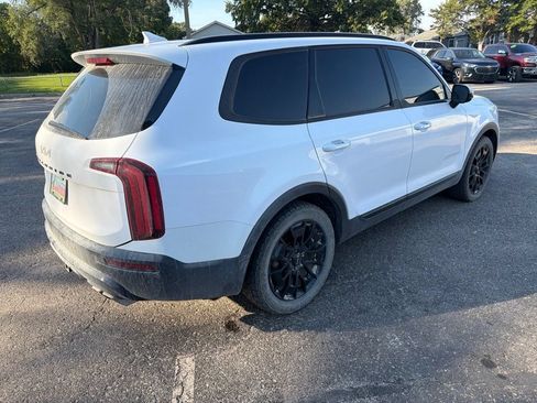 Used 2022 Kia Telluride SX w/ SX Prestige Package AWD/4WD image 16