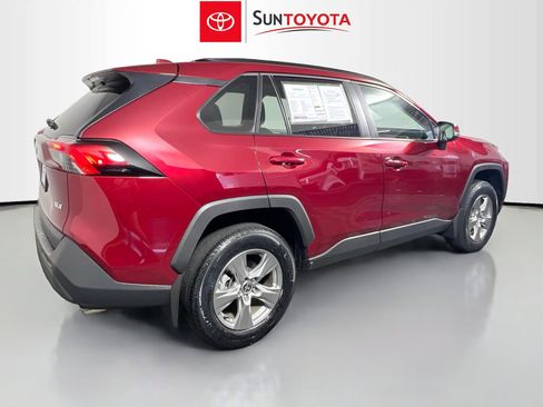 Used 2025 Toyota RAV4 XLE w/ Convenience Package FWD image 4