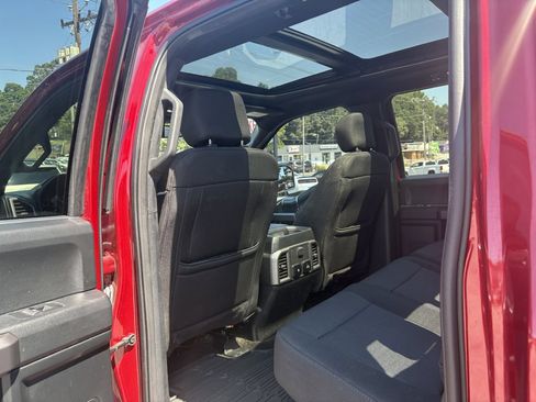 Used 2019 Ford F150 XLT w/ Equipment Group 302A Luxury AWD/4WD image 13