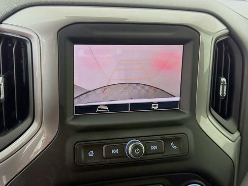 Used 2023 Chevrolet Silverado 1500 Custom image 17