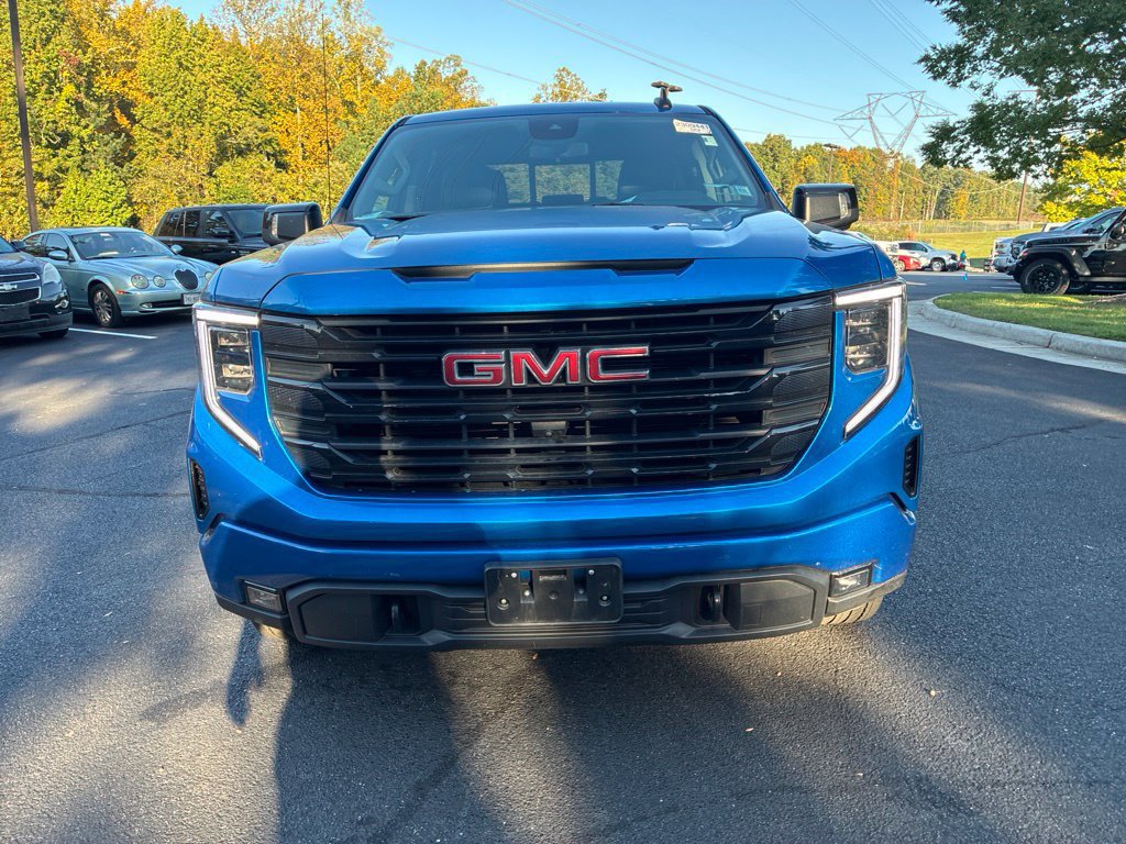 Used 2023 GMC Sierra 1500 Elevation w/ Elevation Premium Package AWD/4WD image 2