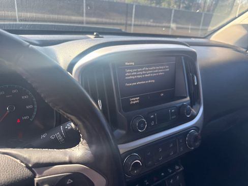 Used 2019 Chevrolet Colorado ZR2 w/ ZR2 Midnight Special Edition image 6