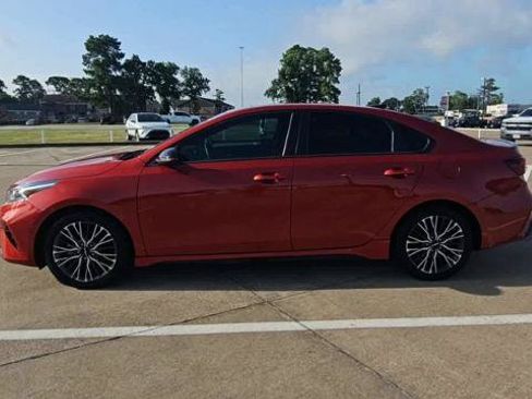 Used 2024 Kia Forte GT-Line w/ GT-Line Premium Package FWD image 5