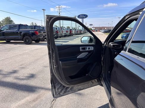 Used 2023 Ford Explorer ST w/ Equipment Group 401A AWD/4WD image 12