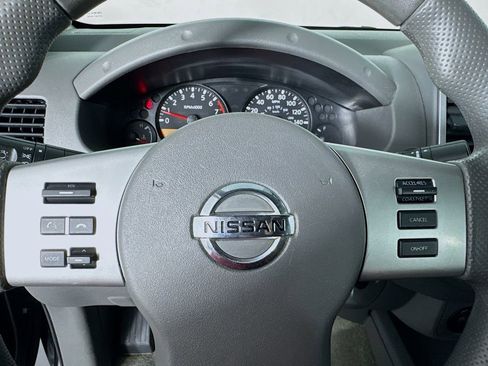 Used 2016 Nissan Frontier S image 16