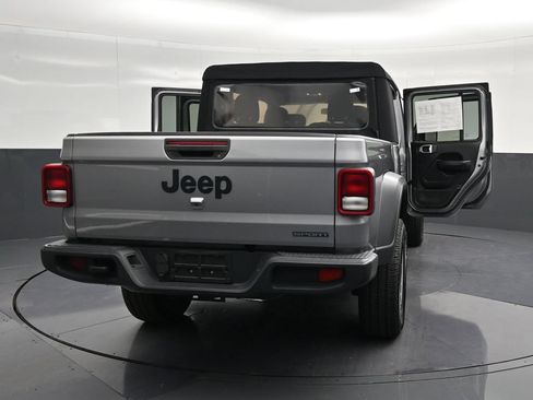 Used 2020 Jeep Gladiator Sport w/ Quick Order Package 24S AWD/4WD image 34