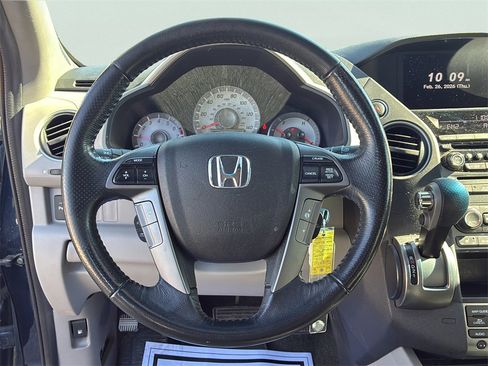 Used 2015 Honda Pilot Touring image 28