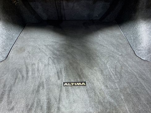 Used 2020 Nissan Altima 2.0 Platinum image 34