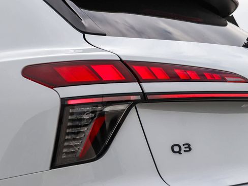 New 2026 Audi Q3 quattro 2.0T image 12