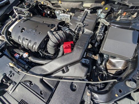 Used 2014 Mitsubishi Lancer ES image 21