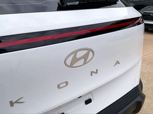 Used 2026 Hyundai Kona SE FWD image 30