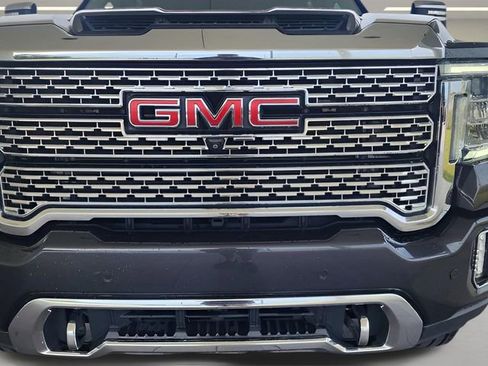 Used 2021 GMC Sierra 2500 Denali w/ Denali Ultimate Package AWD/4WD image 3