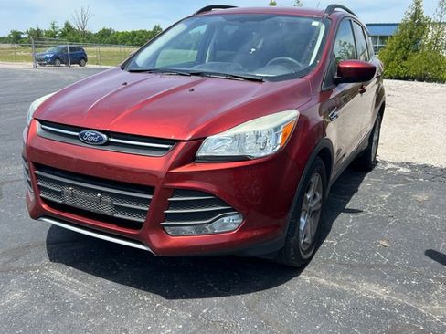 Used 2015 Ford Escape SE w/ Equipment Group 201A AWD/4WD image 3